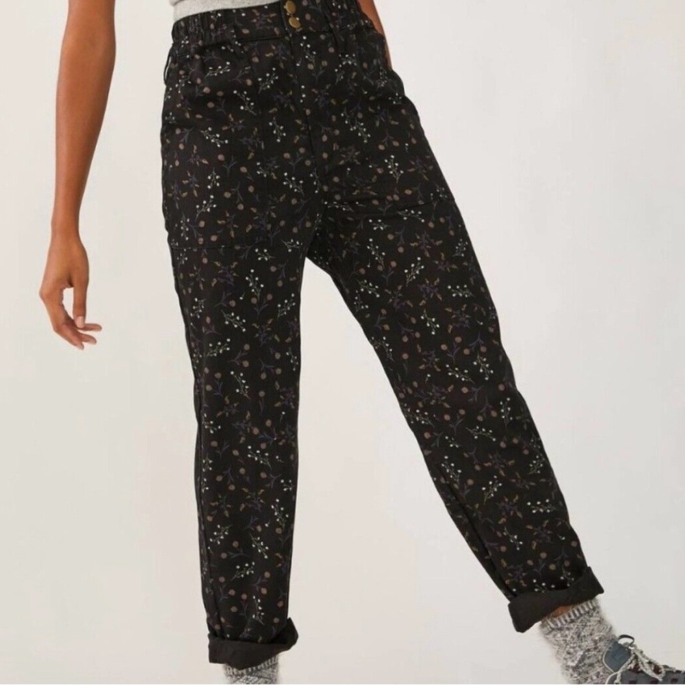 Anthropologie Black Ankle Floral Cropped Pants